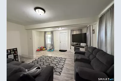 539 Bloomfield Avenue, Windsor, CT 06095 - Photo 7