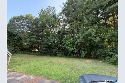 539 Bloomfield Avenue, Windsor, CT 06095 - Photo 5