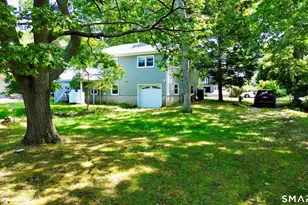 71 Knollwood Dr, Old Saybrook, CT 06475 - Photo 5
