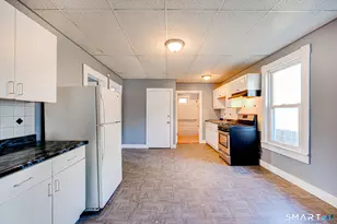 95-97 Bell St, Bridgeport, CT 06610 - Photo 7