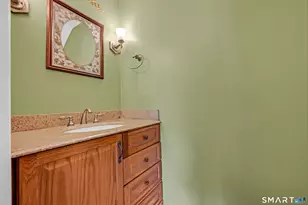 85 N Main St, East Hampton, CT 06424 - Photo 11