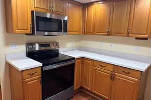277 Drummond Rd, Orange, CT 06477 - Photo 7