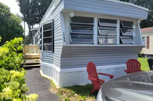 174 D St, Groton, CT 06340 - Photo 1