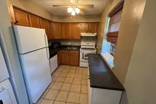 7 Mountain Laurel Dr, Wethersfield, CT 06109 - Photo 5