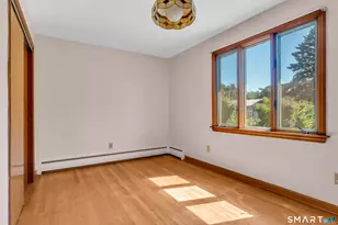 98 Upper State St, North Haven, CT 06473 - Photo 25