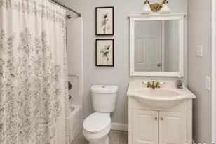 36 Norman Rd, Hamden, CT 06514 - Photo 15