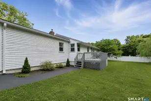 36 Norman Rd, Hamden, CT 06514 - Photo 25