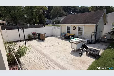 35 Faucett Street, Stamford, CT 06906 - Photo 31