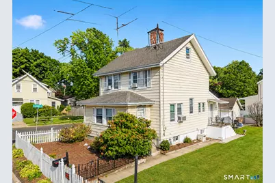 35 Faucett Street, Stamford, CT 06906 - Photo 1