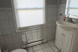35 Faucett St, Stamford, CT 06906 - Photo 7