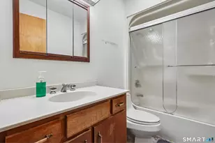 95 Parkway S, New London, CT 06320 - Photo 21