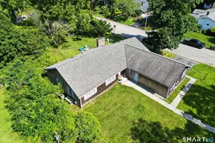 95 Parkway S, New London, CT 06320 - Photo 29