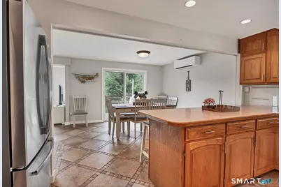 11 Candlewood Road, New Fairfield, CT 06812 - Photo 7