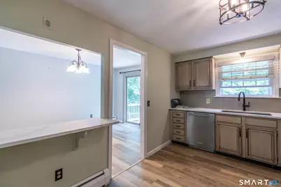 18 Crestwood Drive, East Hampton, CT 06424 - Photo 7
