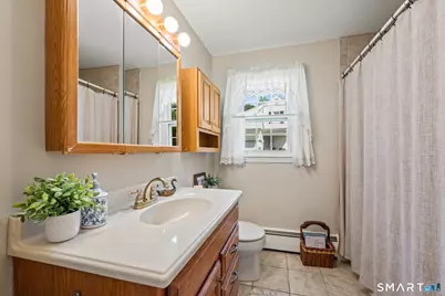 25 Aresco Drive, Middlefield, CT 06481 - Photo 23