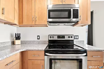 196 Crown Street #502, New Haven, CT 06510 - Photo 9