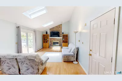 7 Deepwood Drive, Farmington, CT 06032 - Photo 17