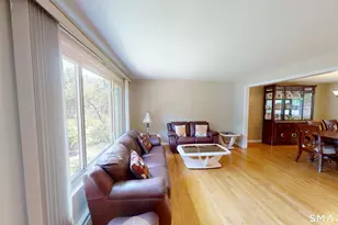 7 Deepwood Dr, Farmington, CT 06032 - Photo 3