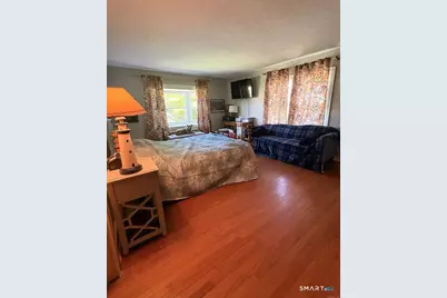 39 Grove Street, Wallingford, CT 06492 - Photo 21