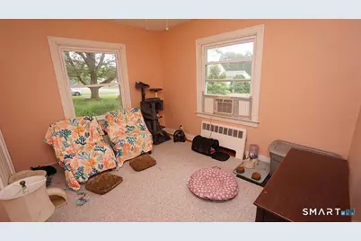 39 Grove Street, Wallingford, CT 06492 - Photo 13
