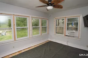 39 Grove St, Wallingford, CT 06492 - Photo 7