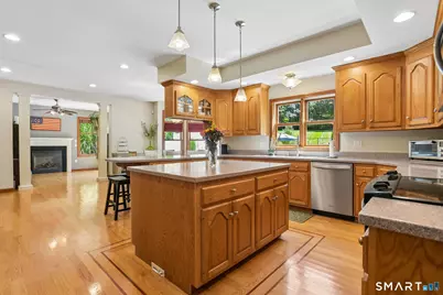 8 White Oak Lane, Waterford, CT 06375 - Photo 7