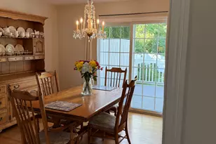 35 Sherwood Pl, Fairfield, CT 06890 - Photo 3