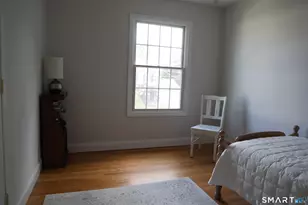 35 Sherwood Pl, Fairfield, CT 06890 - Photo 13