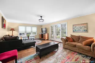 26 Fernbel Ln, West Hartford, CT 06107 - Photo 5