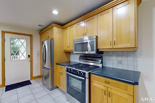 142 Indian Hill Trail, Glastonbury, CT 06033 - Photo 7