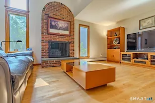 5 Pondview Dr, Cromwell, CT 06416 - Photo 3