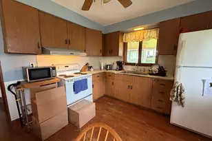 33 Amherst St, Torrington, CT 06790 - Photo 7