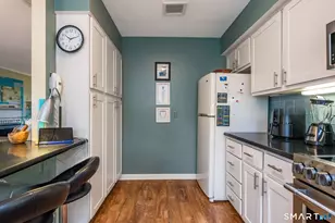 22 Thelbridge St, Madison, CT 06443 - Photo 5