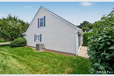 26 Village Court #26, Wilton, CT 06897 - Photo 33