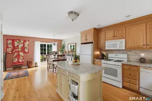 51-B Academy Ln, Southington, CT 06489 - Photo 5