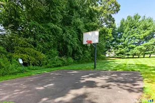 26 Larkspur Dr, Cromwell, CT 06416 - Photo 9