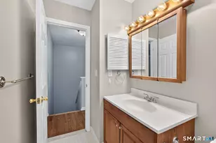 26 Larkspur Dr, Cromwell, CT 06416 - Photo 31
