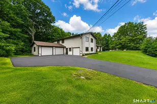 634 Aspen Ln, Orange, CT 06477 - Photo 3