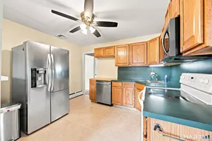 47 Victoria Dr, Meriden, CT 06450 - Photo 11