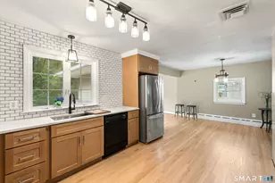 90 Meadowlawn Rd, Stratford, CT 06614 - Photo 19
