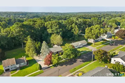 90 Meadowlawn Road, Stratford, CT 06614 - Photo 35