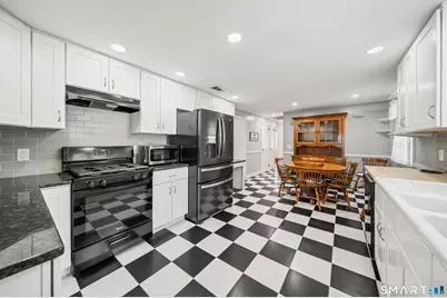 194 Cedar Street, Wethersfield, CT 06109 - Photo 13