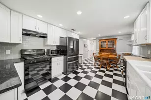 194 Cedar St, Wethersfield, CT 06109 - Photo 13