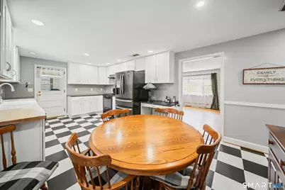 194 Cedar Street, Wethersfield, CT 06109 - Photo 17