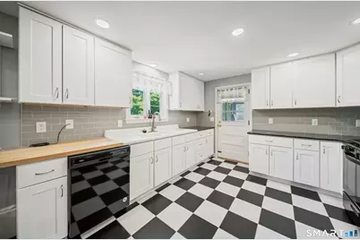 194 Cedar Street, Wethersfield, CT 06109 - Photo 15