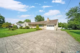 194 Cedar St, Wethersfield, CT 06109 - Photo 3