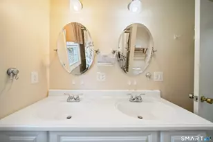 194 Cedar St, Wethersfield, CT 06109 - Photo 19