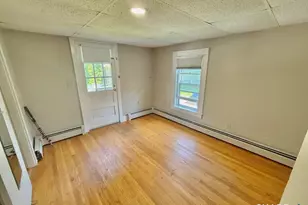 25 Center St, Milford, CT 06460 - Photo 3