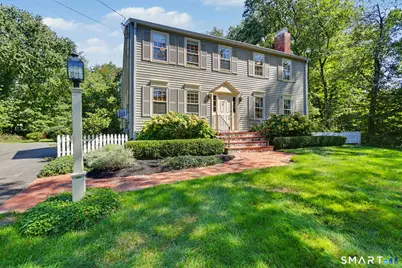 2190 Huntington Turnpike, Trumbull, CT 06611 - Photo 3