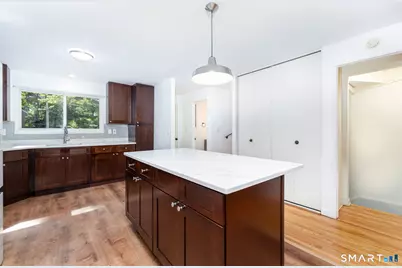 189 Worth Avenue, Hamden, CT 06518 - Photo 11